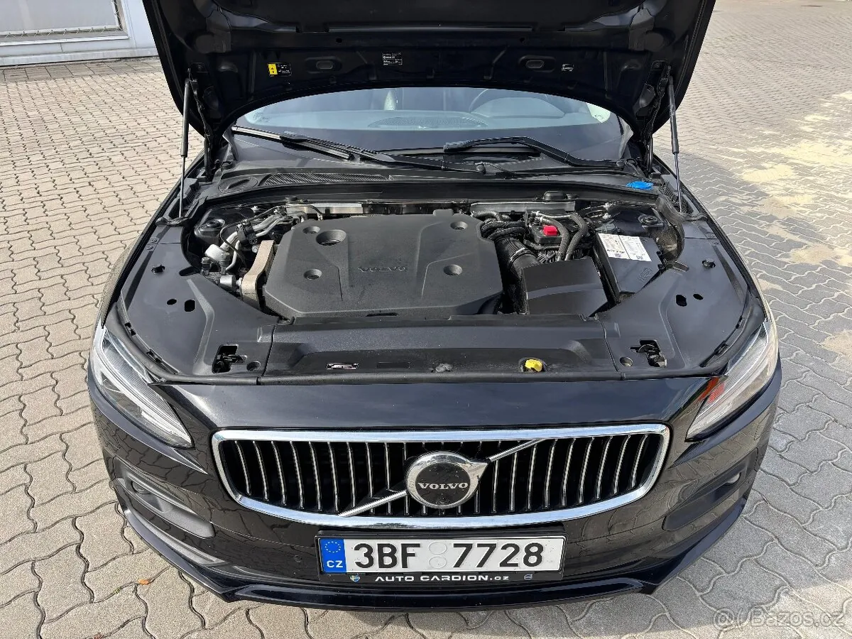 Volvo V90 2021 photo 2