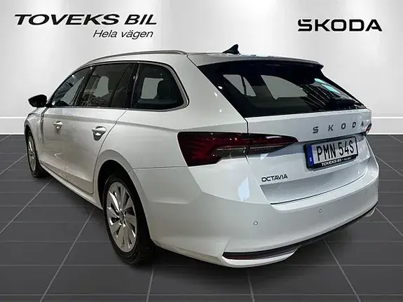 Skoda Octavia 2027 photo 5