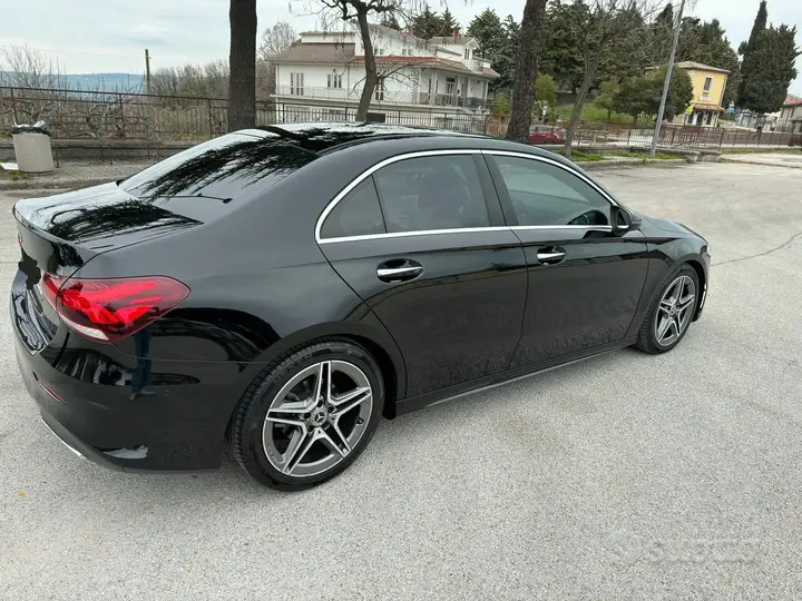 Mercedes-Benz A 180 2019 photo 4