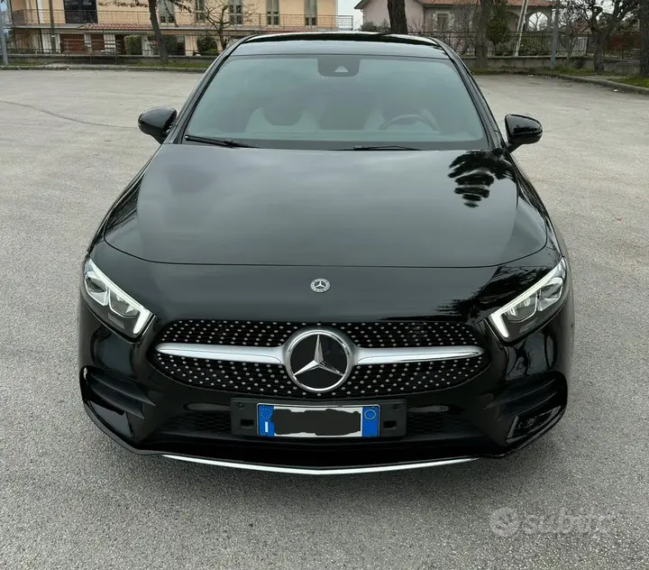 Mercedes-Benz A 180 2019 photo 2