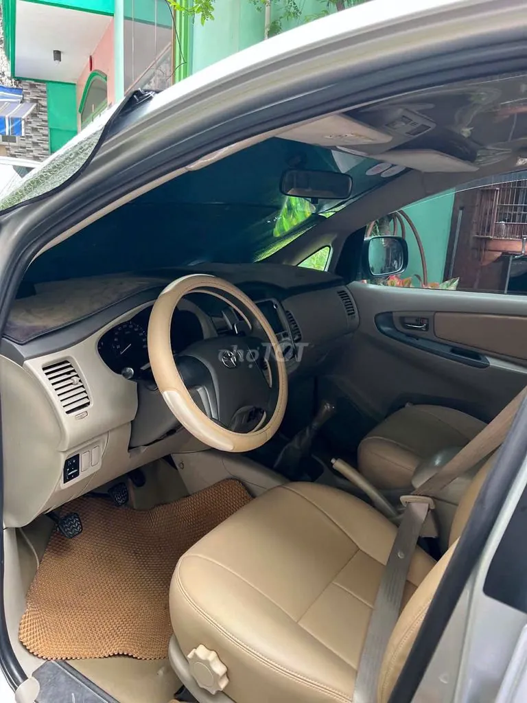 Toyota Innova 2015 photo 2