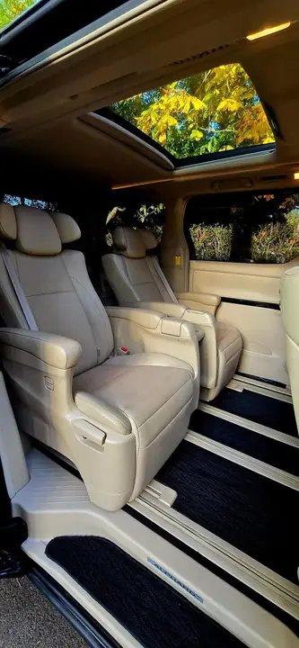 Toyota Alphard 2022 photo 4