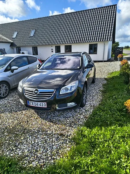 Opel Insignia 2012 photo 2