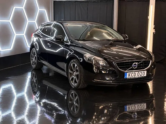 Volvo V40 2016 photo 2