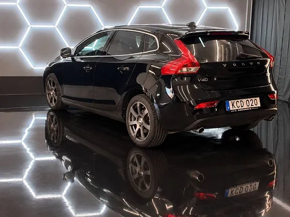 Volvo V40 2016 photo 4