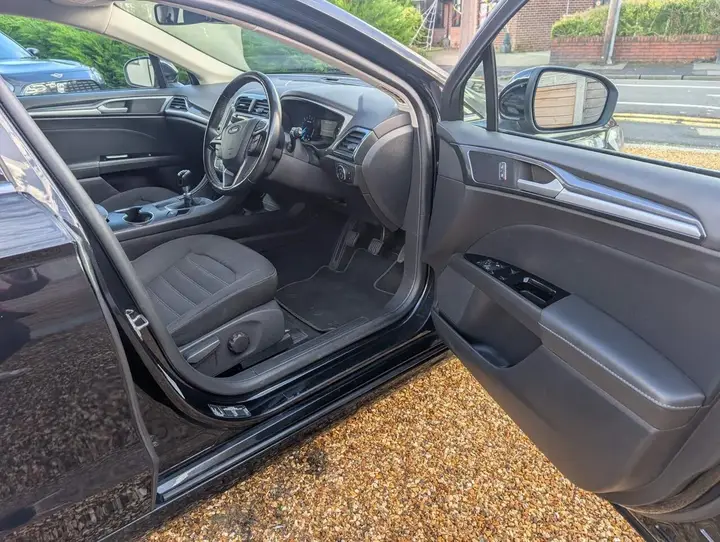 Ford Mondeo 2020 photo 5