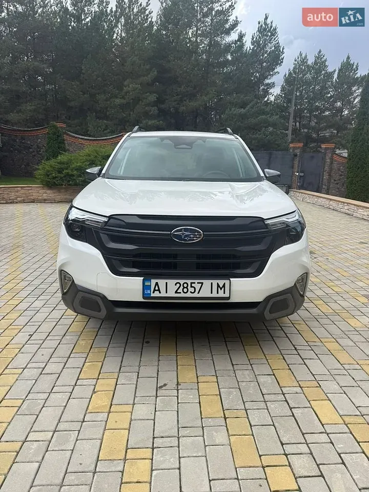 Subaru Forester 2025 photo 2