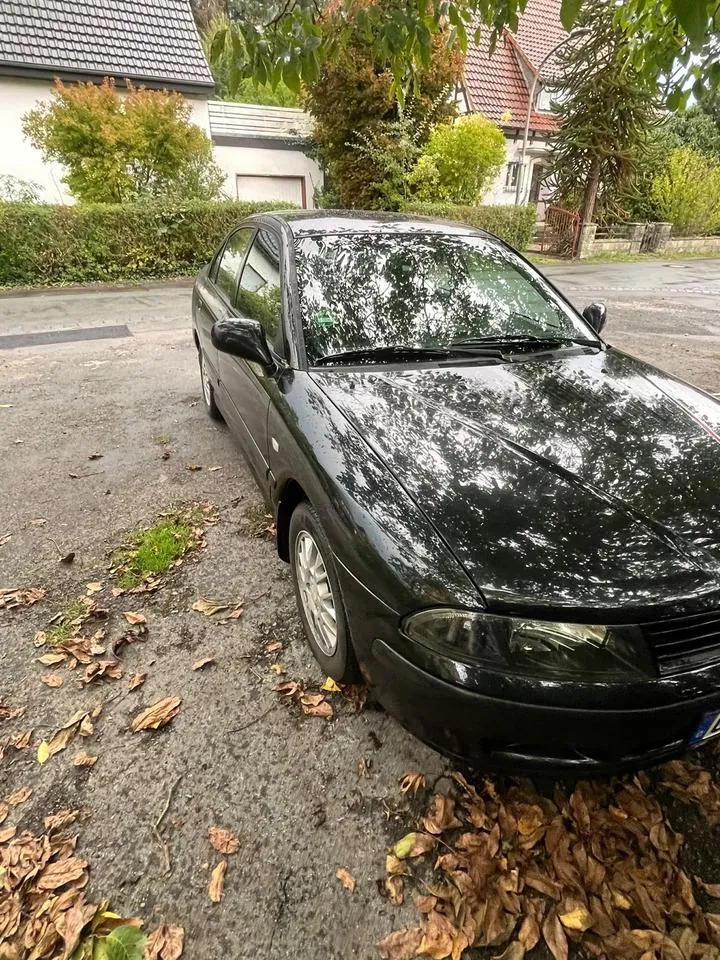 Mitsubishi Carisma