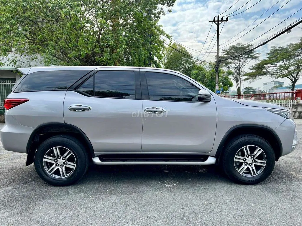 Toyota Fortuner 2022 photo 4