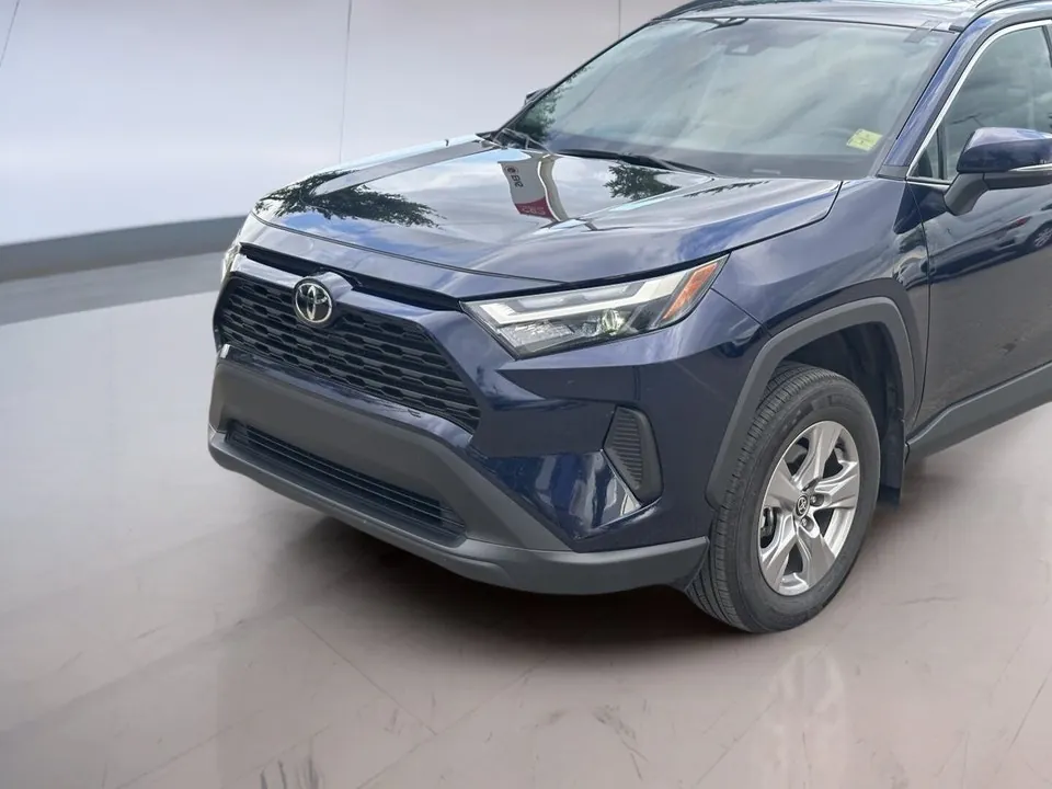Toyota Rav4 2025 photo 3