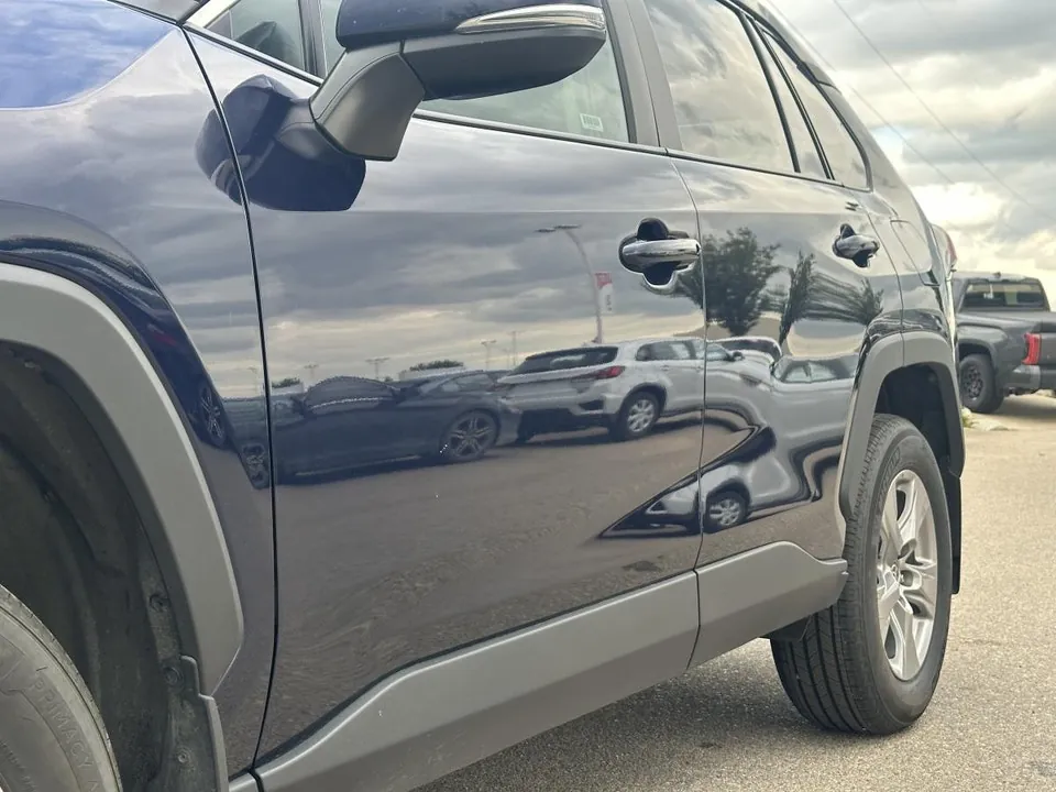 Toyota Rav4 2025 photo 4