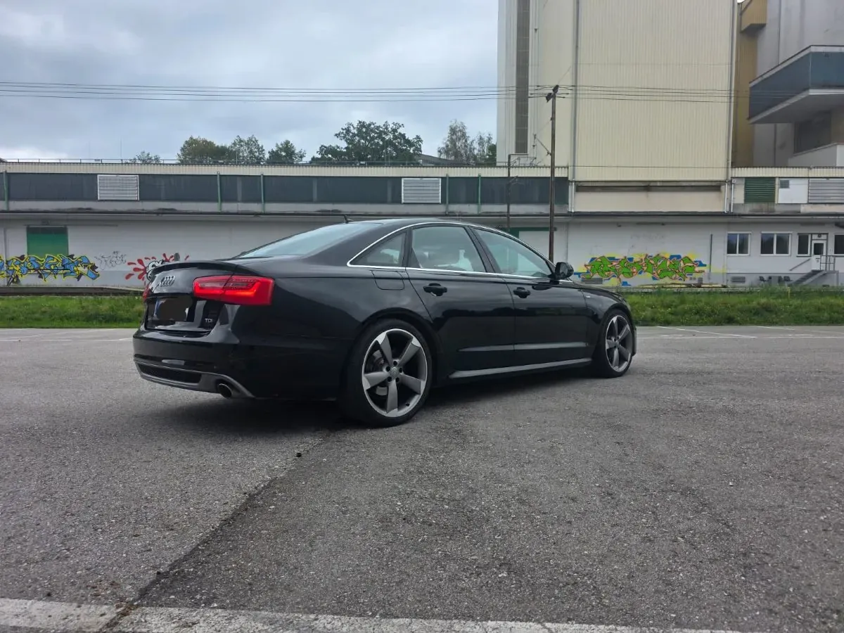 Audi A6 2013 photo 2