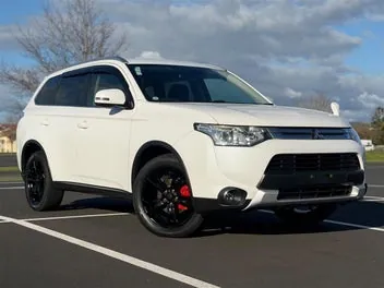 Mitsubishi Outlander 2014 photo 3