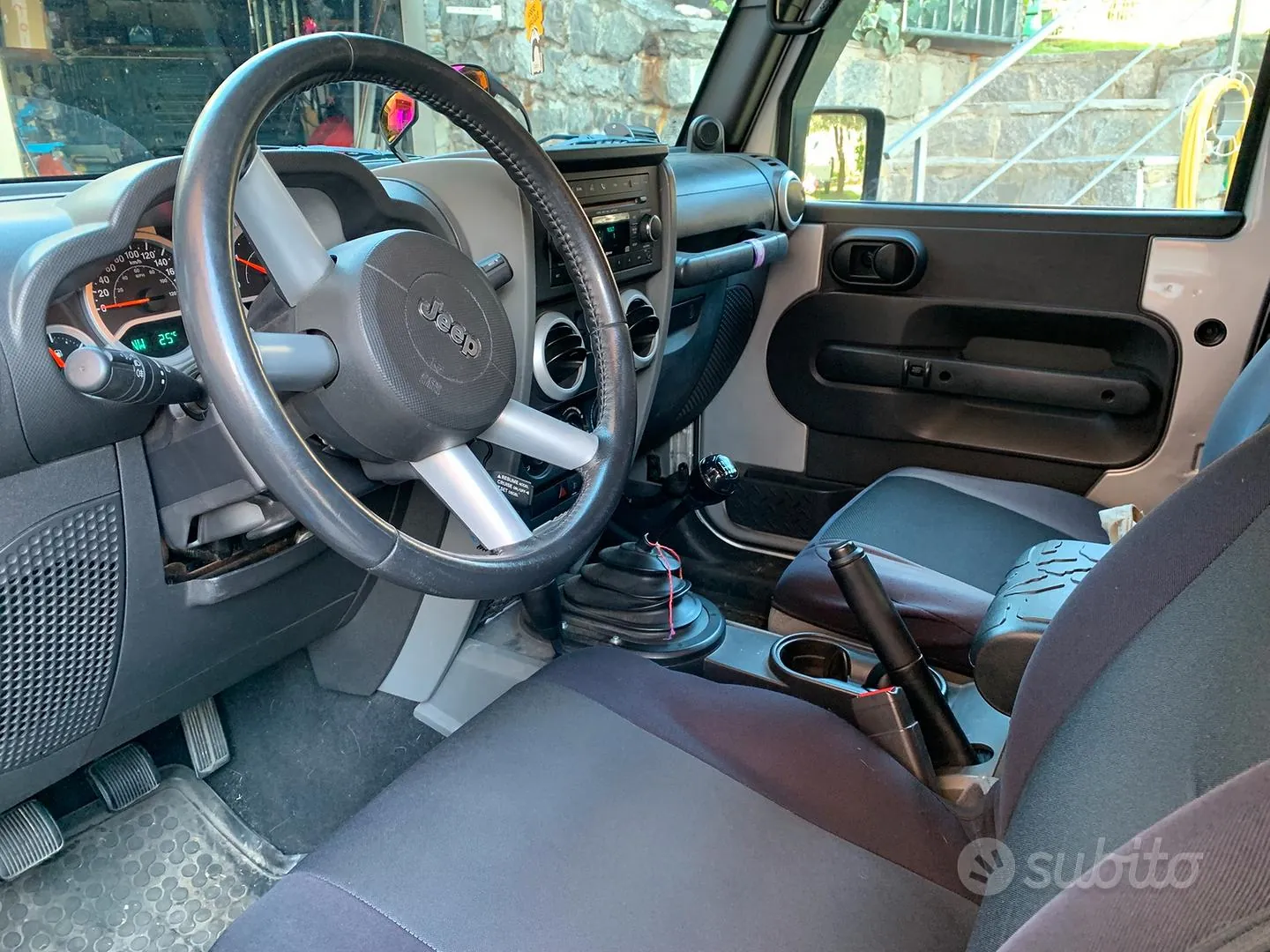 Jeep Wrangler 2010 photo 4