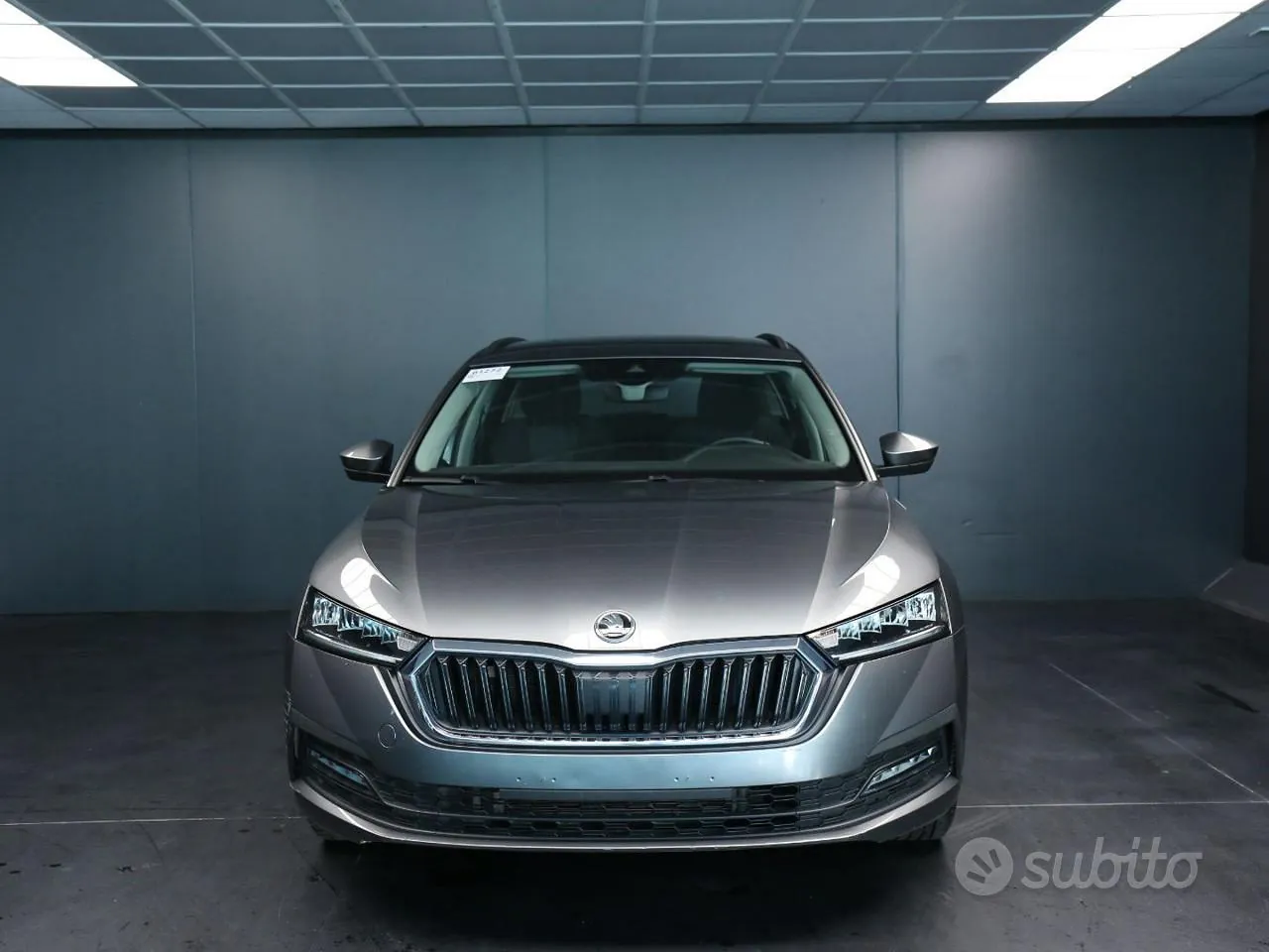 Skoda Octavia 2023 photo 2