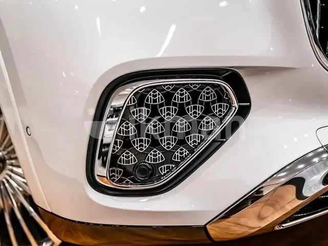 Mercedes-Benz Gls 600 2025 photo 4