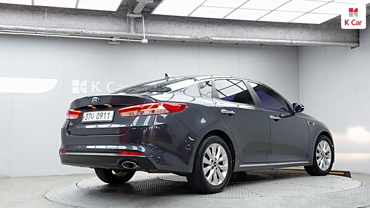 Kia K5 2016 photo 4