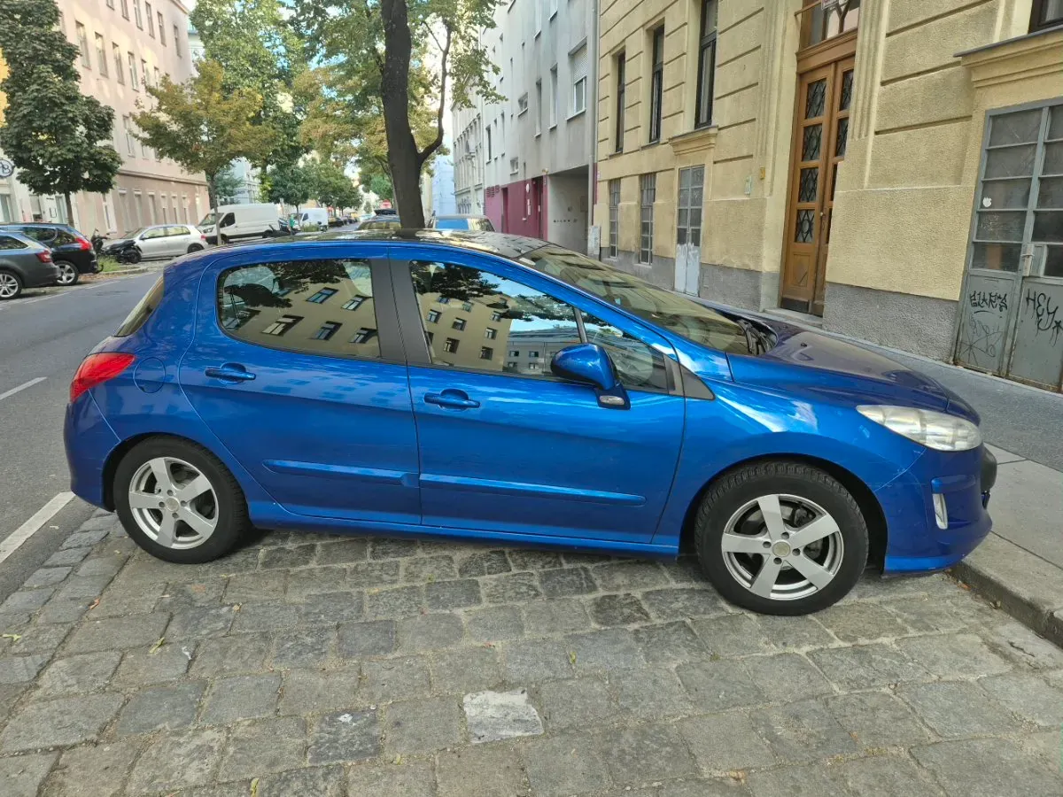 Peugeot 308 2009 photo 3