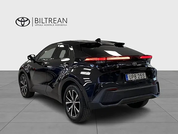 Toyota C-Hr 2025 photo 2