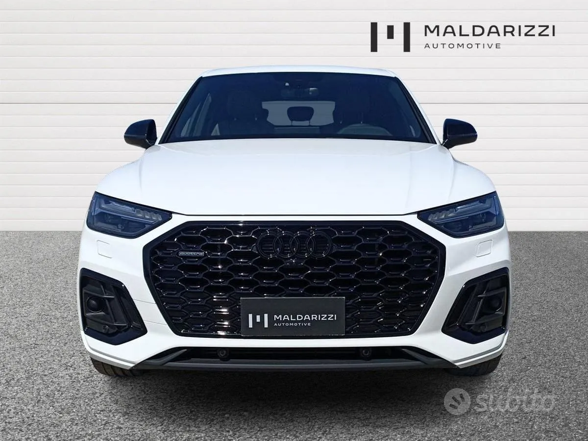Audi Q5 2022 photo 2