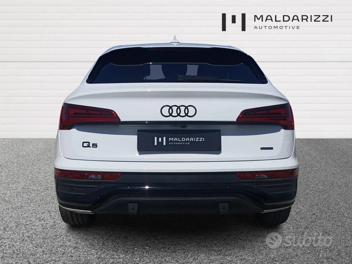 Audi Q5 2022 photo 3