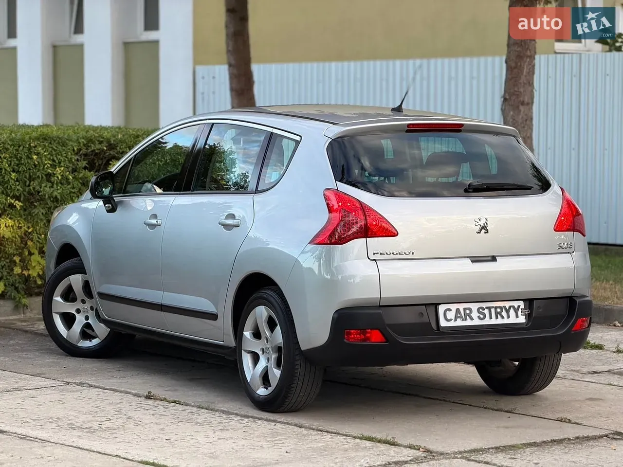 Peugeot 3008 2010 photo 3