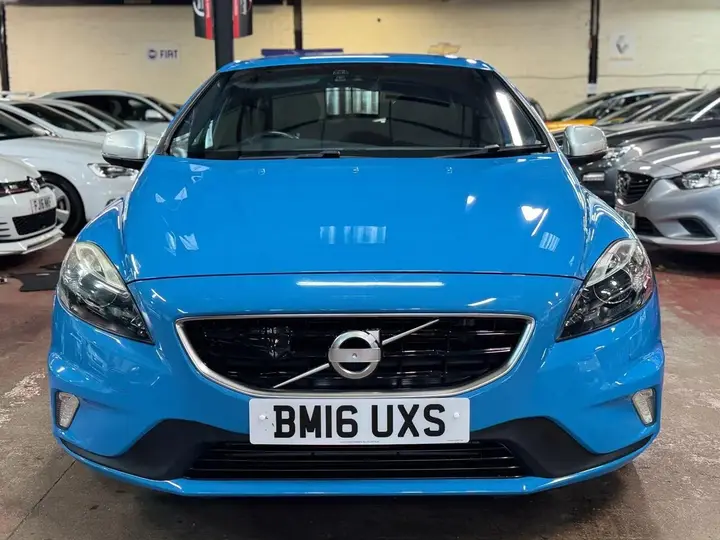 Volvo V40 2016 photo 2