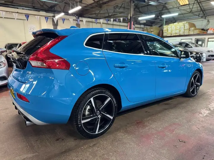 Volvo V40 2016 photo 4