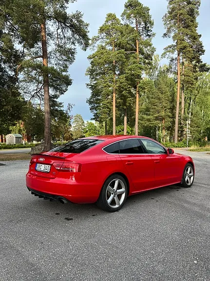 Audi A5 2010 photo 3