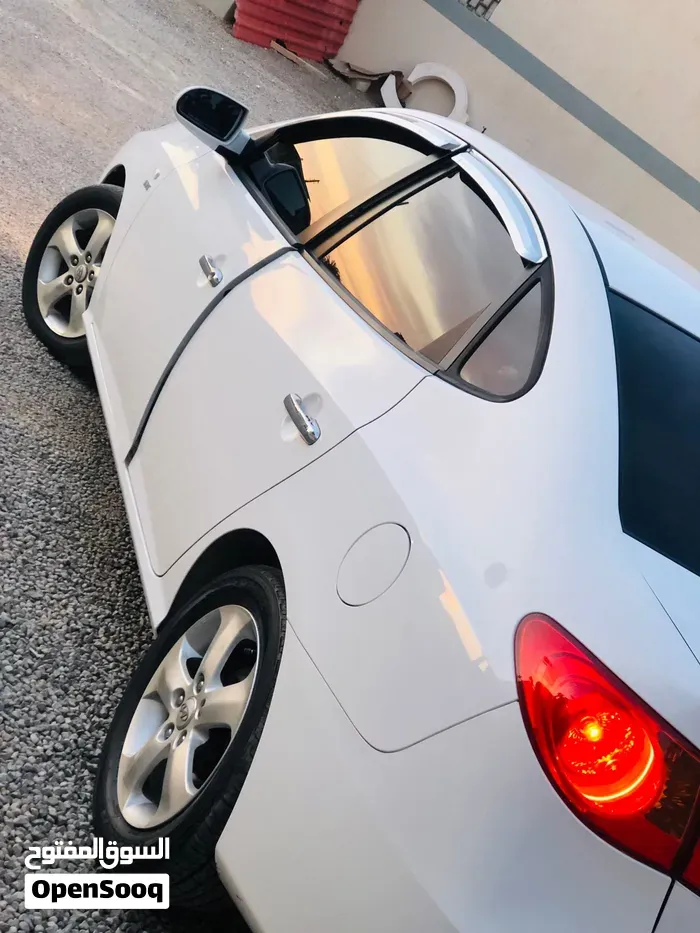 Hyundai Avante 2008 photo 4