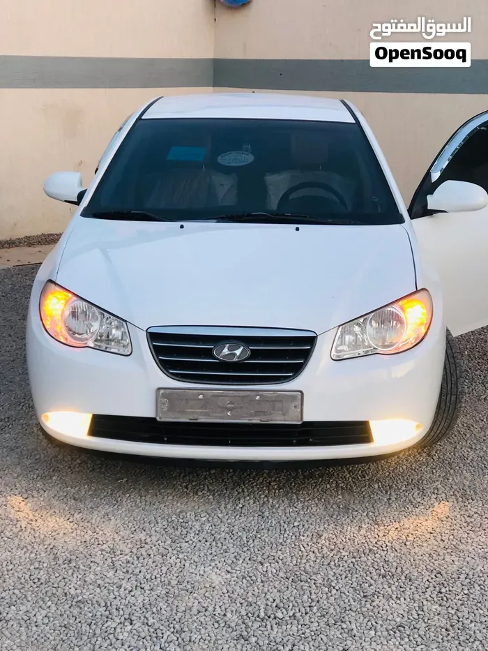 Hyundai Avante 2008 photo 2