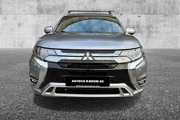 Mitsubishi Outlander 2019 photo 2