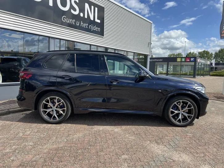 BMW X5 2020 photo 2