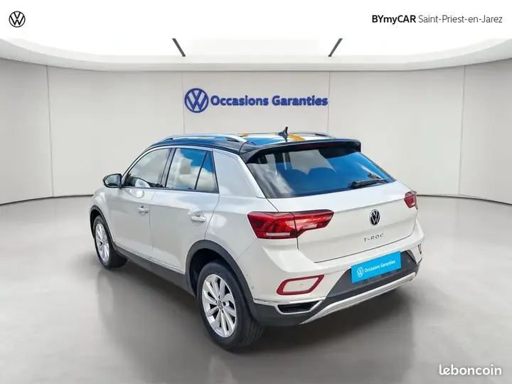 Volkswagen T-Roc 2023 photo 3