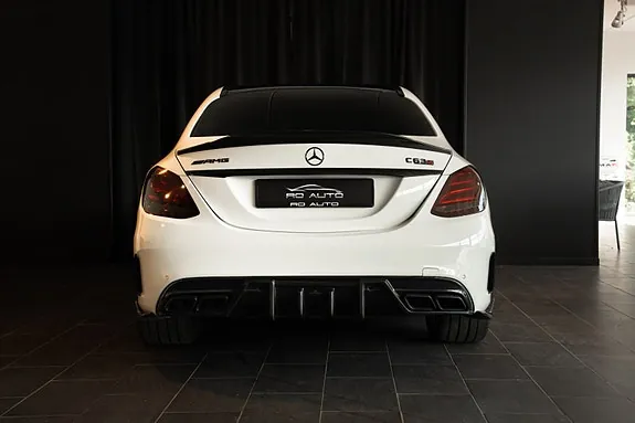 Mercedes-Benz C63 2016 photo 4