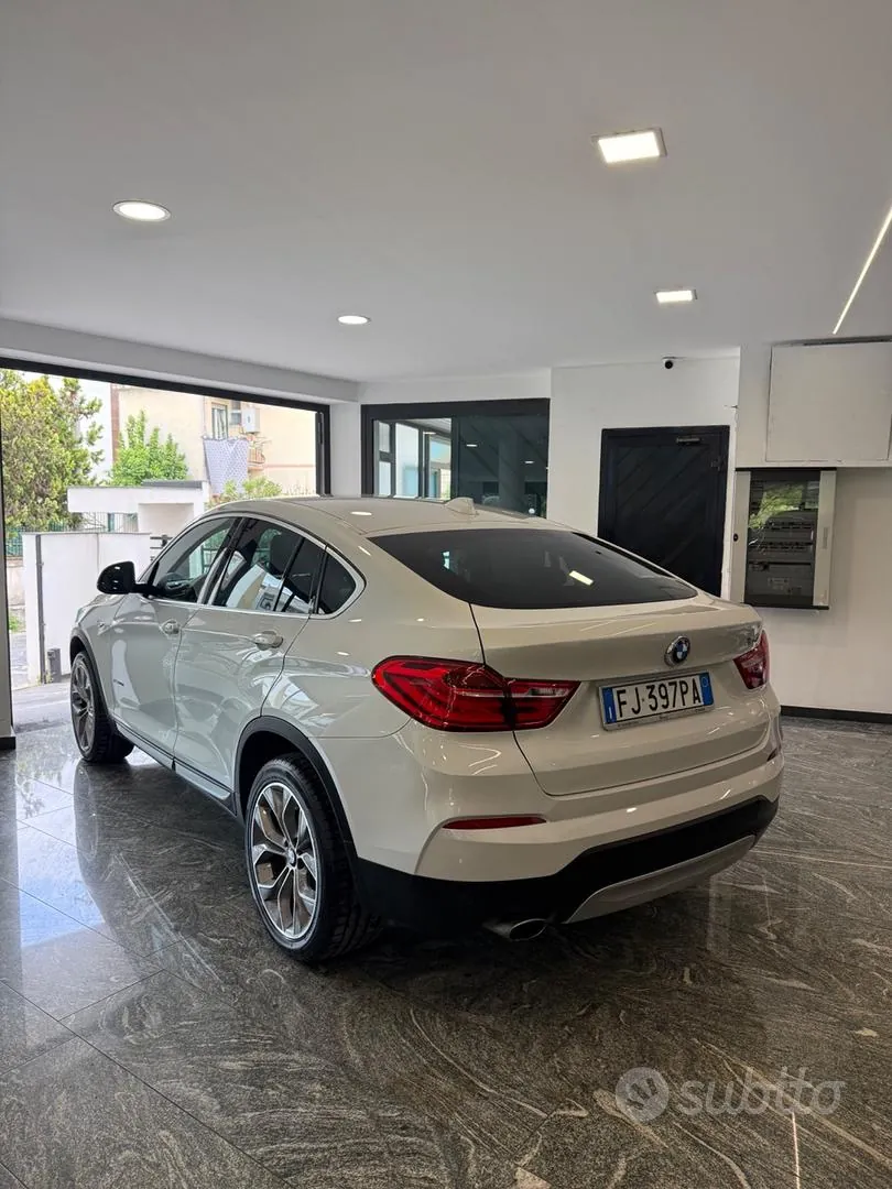 BMW X4 2017 photo 2