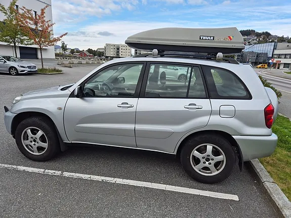 Toyota Rav4 2004 photo 4