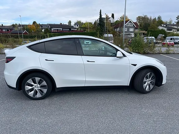 Tesla Model Y 2021 photo 4