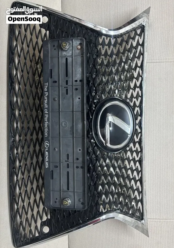Lexus Is 2016 photo 2
