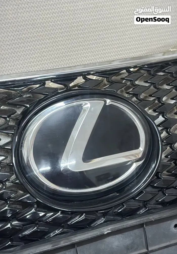 Lexus Is 2016 photo 3
