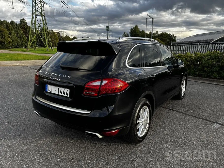 Porsche Cayenne 2013 photo 4