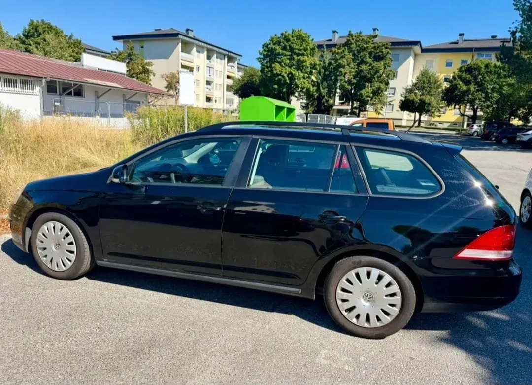 Volkswagen Golf 2009 photo 3