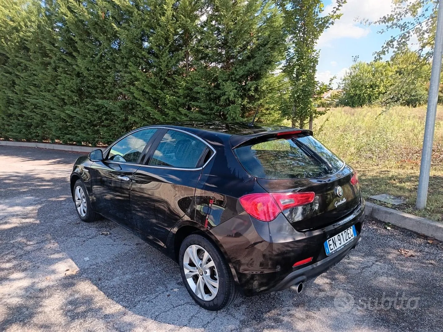 Alfa Romeo Giulietta 2012 photo 4