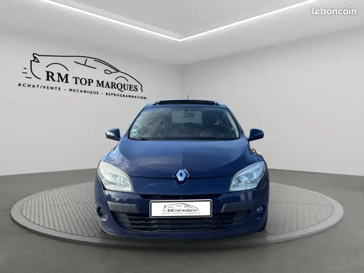 Renault Megane 2009 photo 2