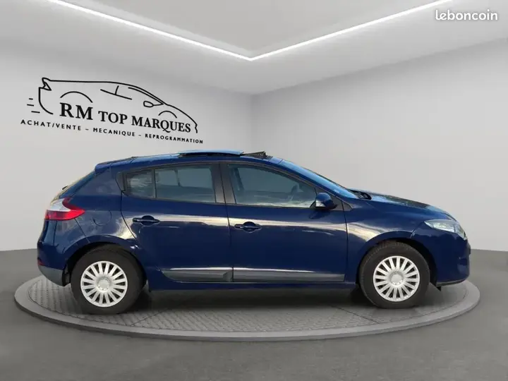Renault Megane 2009 photo 4