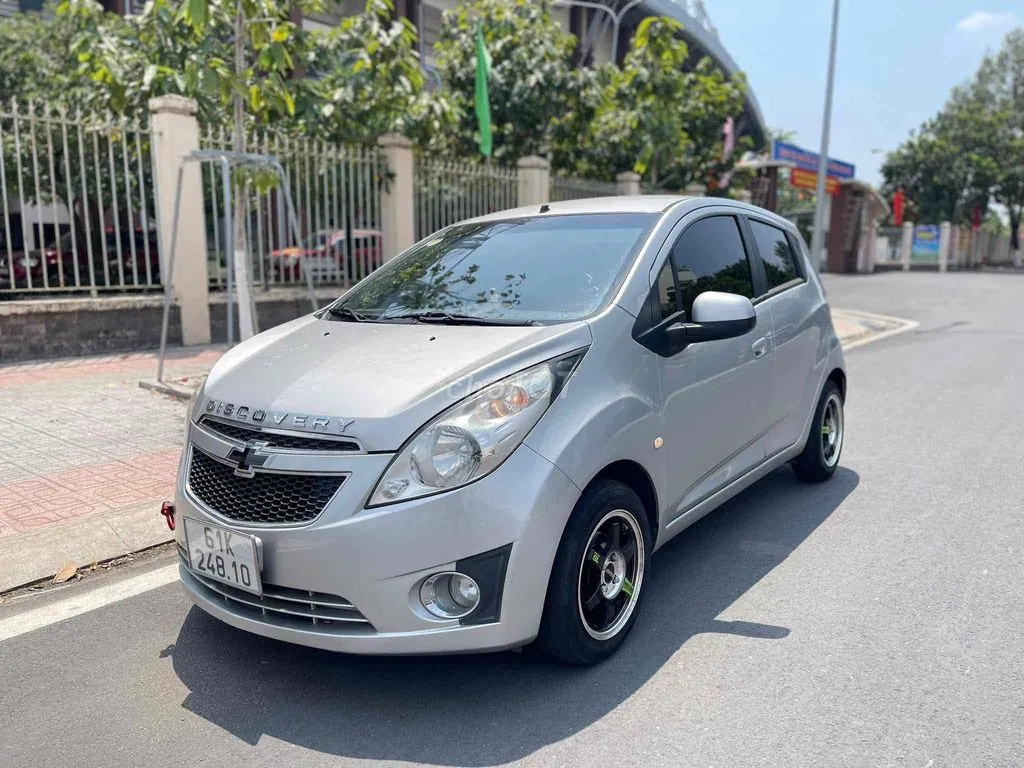 Chevrolet Spark 2012 photo 2
