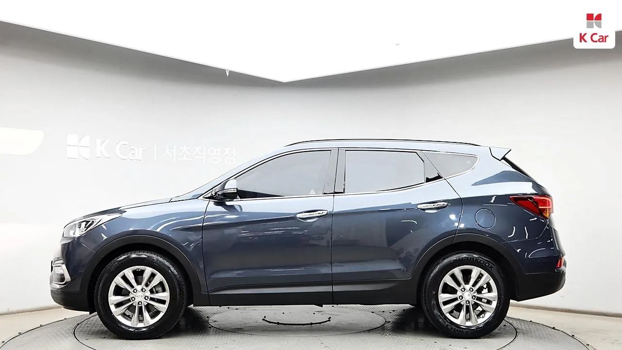 Hyundai Santa Fe 2018 photo 2