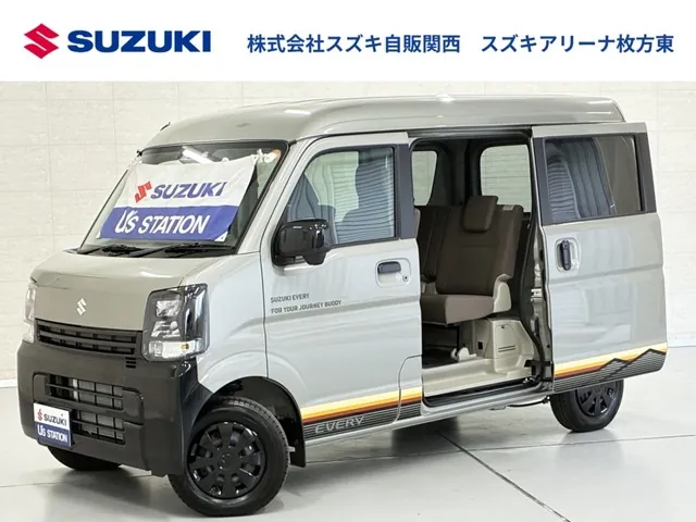 Suzuki Everi