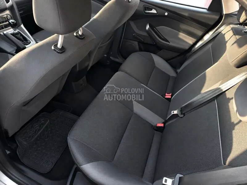 Ford Focus 2014 photo 2