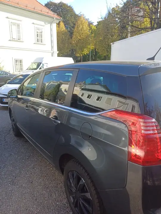 Peugeot 5008 2015 photo 2